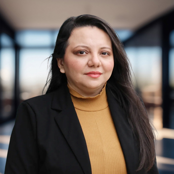 Yesli  Ramirez Photo